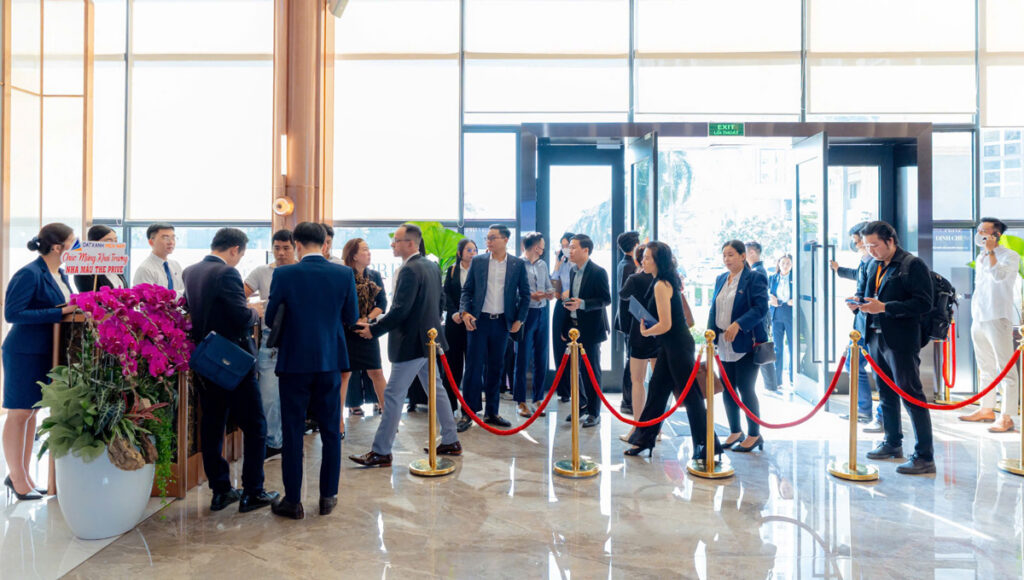 khai trương nhà mẫu dự án The Privé