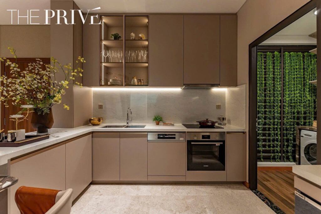 Không gian khu vực bếp nhà mẫu dự án The Prive