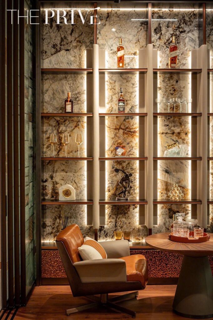Không gian tủ rượu nhà mẫu dự án The Prive
