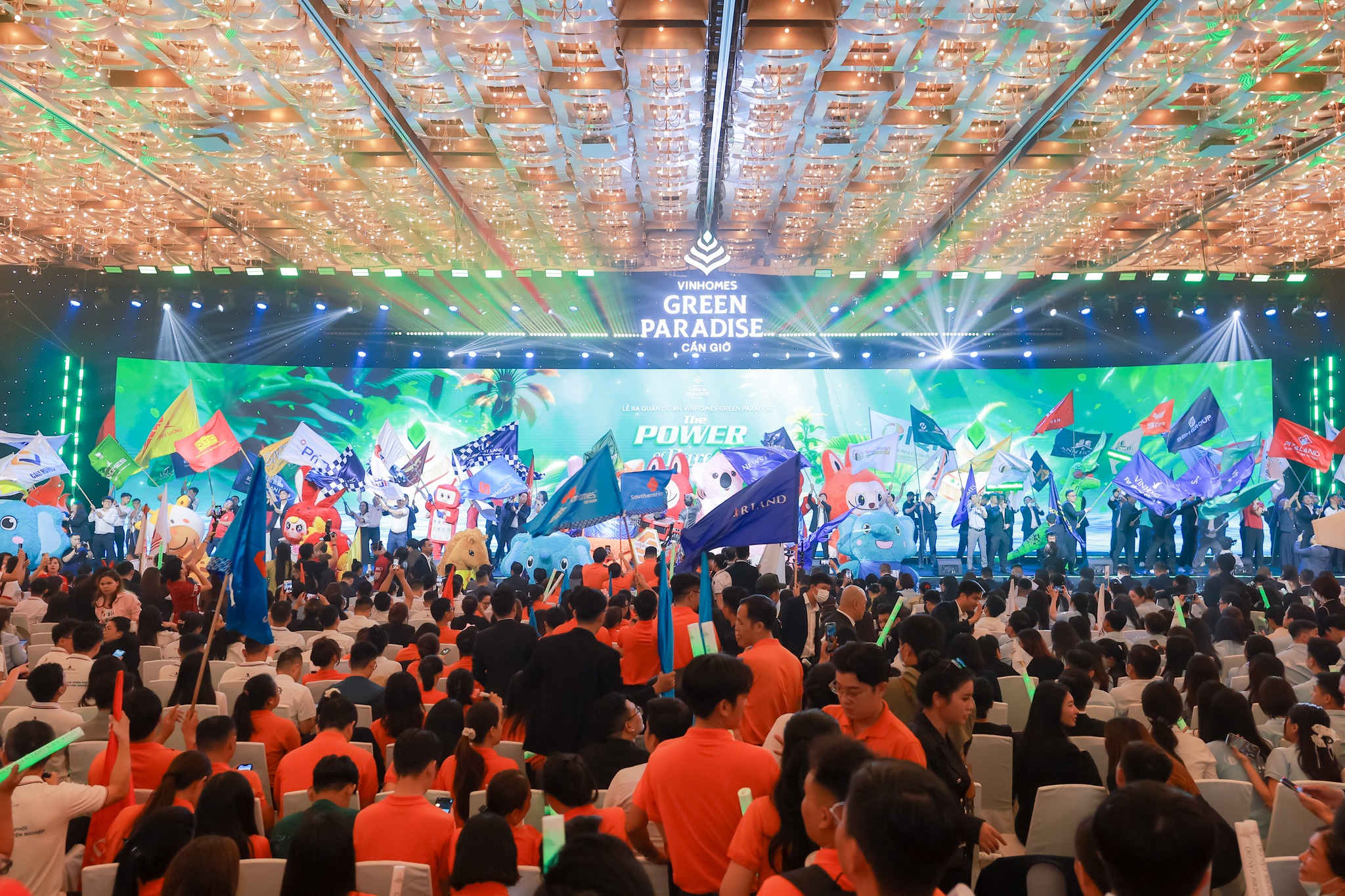 Vinhomes Green Paradise kickoff ra mắt phân khu Vịnh Tiên - Thiên đường giải trí mua sắm nghỉ dưỡng