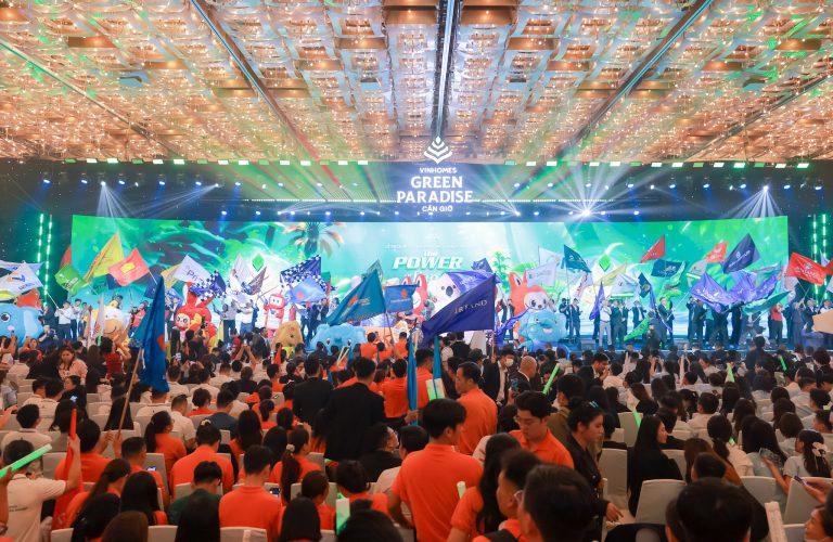 Vinhomes Green Paradise kickoff ra mắt phân khu Vịnh Tiên - Thiên đường giải trí mua sắm nghỉ dưỡng
